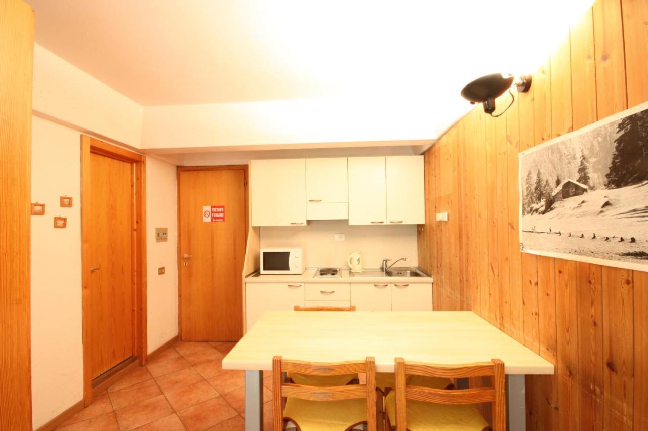 Sole Alto Appartamenti Montana Mezzana  Exterior foto